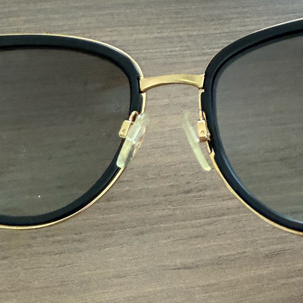 EUC Michael Kors Women's Adrianna - Picture 6 of 8